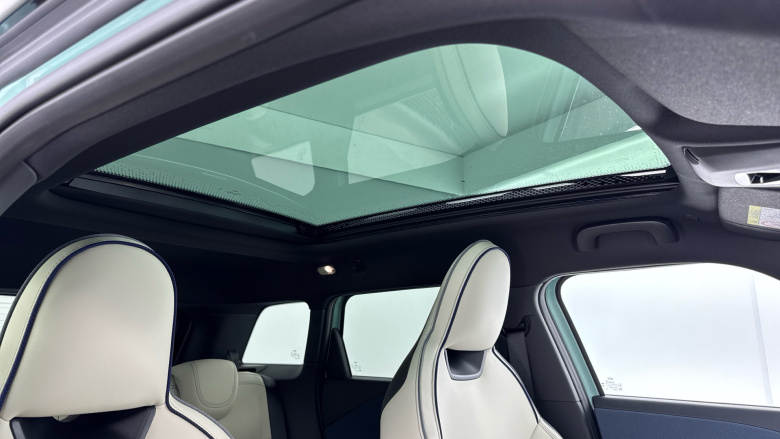 MINI Aceman 135kW E Classic 43kWh 5dr Auto Electric Hatchback